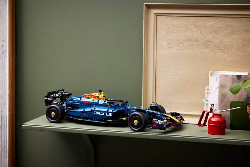 Red Bull Racing F1 Building Blocks Model 1:8 Scale | 1639PCS | Finished & Free Assembly | Premium ABS