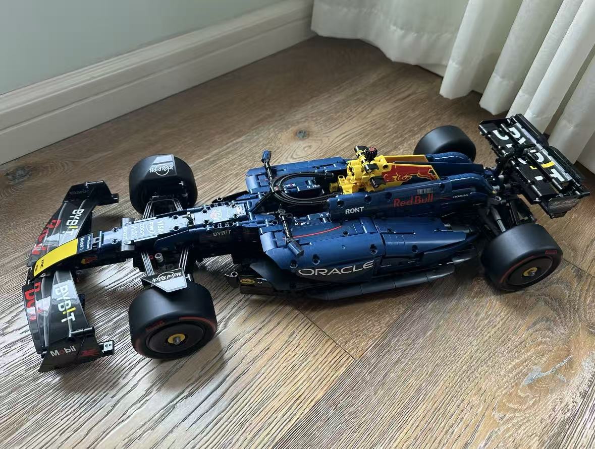 Red Bull Racing F1 Building Blocks Model 1:8 Scale | 1639PCS | Finished & Free Assembly | Premium ABS